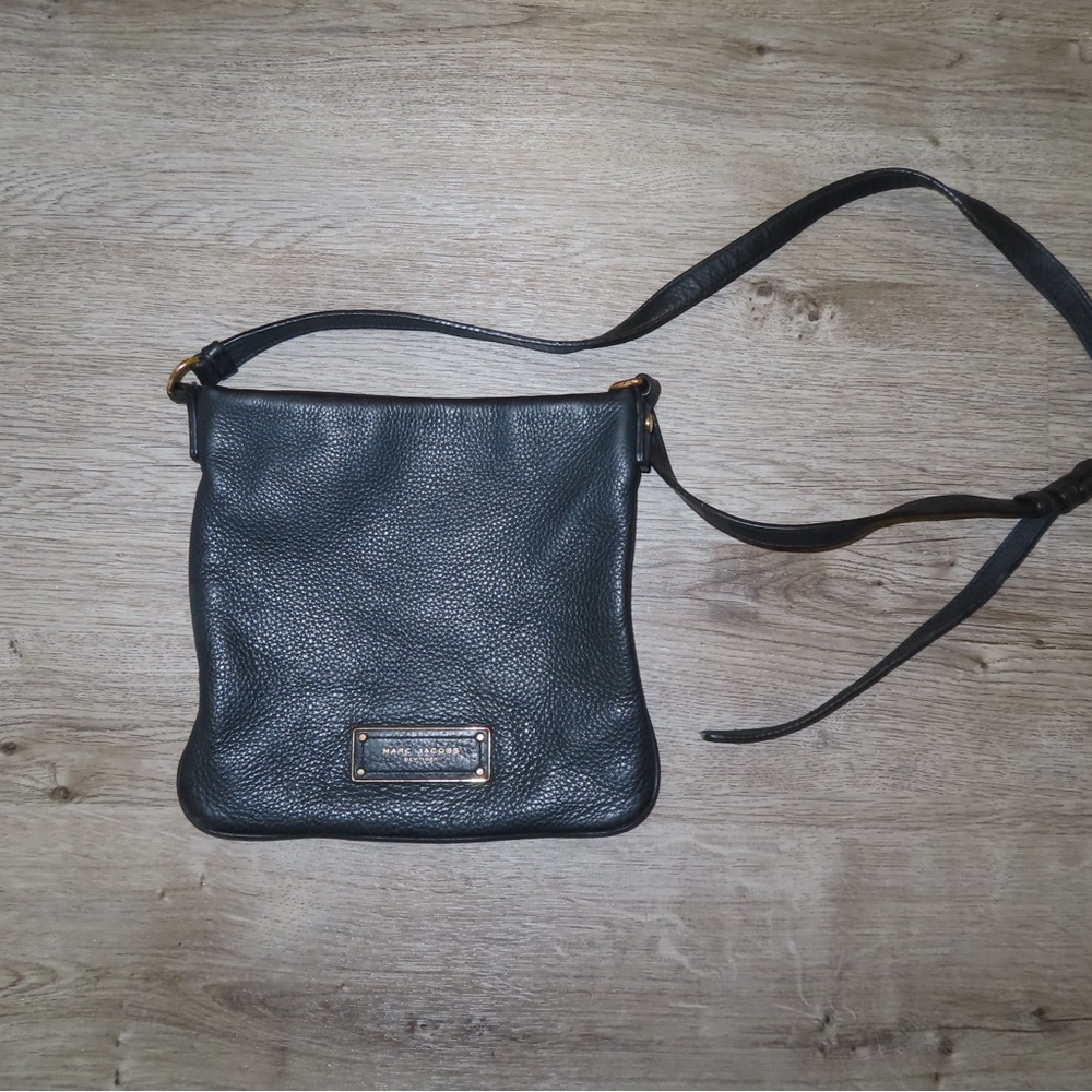 Marc Jacobs Black Pebbled Leather Crossbody Bag